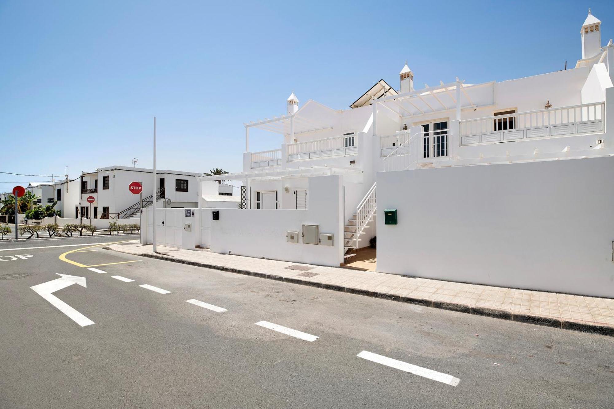شقة Casa Sabrina, Terraza Vista Mar بلايا هوندا المظهر الخارجي الصورة